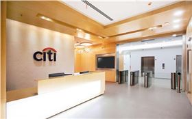 上海辦公家具廠家:花旗軟件技術服務公司