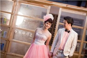 小編偷偷告訴你:我們的婚紗照也是在蔚藍海岸拍攝的哦!