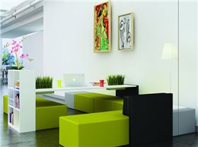 上海辦公家具定制:清新自然風格