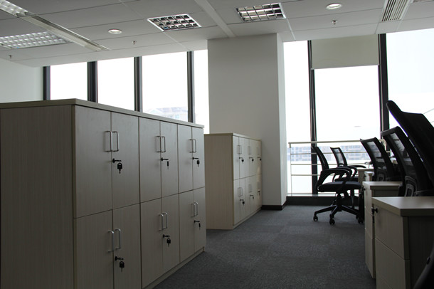 上德企業(yè)集團(tuán)職員辦公區(qū)2
