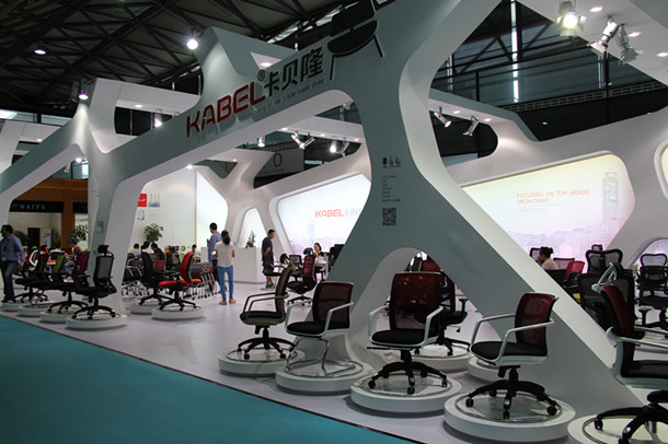 上海辦公家具展——碧江家具小編現(xiàn)場拍攝