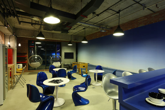 上海辦公家具廠家——工業(yè)風(fēng)下的休息區(qū)域 上海辦公家具廠家——工業(yè)風(fēng)下的休息區(qū)域