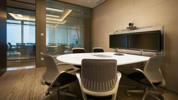 上海辦公家具品牌廠家:為波士頓咨詢集團上海辦事處量身打造的網絡會議室