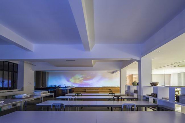 上海辦公家具廠家——1305工作室時裝展覽空間