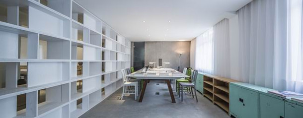 上海辦公家具廠家——1305工作室空間創意