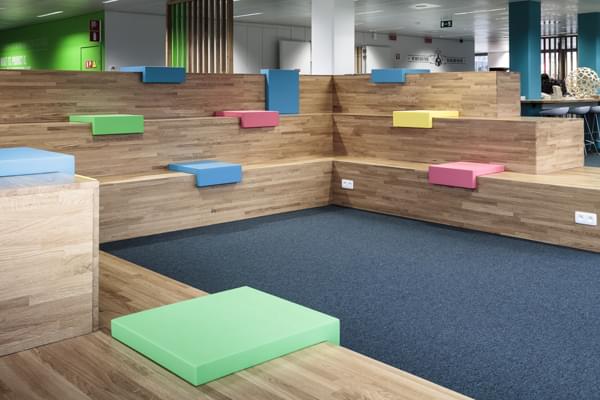 上海辦公家具廠家:帶您走進Nest時尚辦公空間——閱讀區