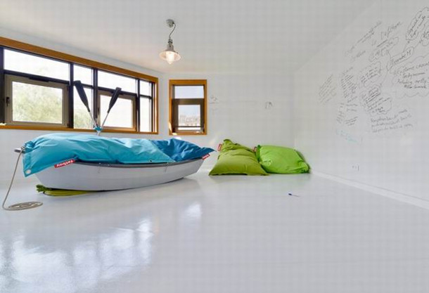 上海辦公家具廠家:草原風前臺娛樂區