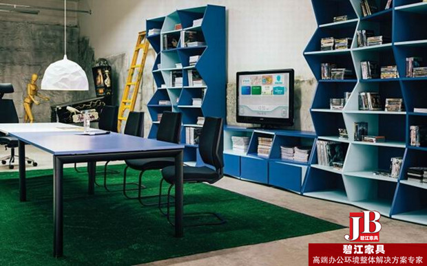 時尚板式辦公家具