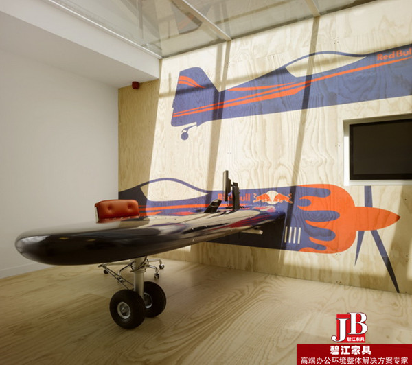 上海碧江辦公家具打造紅牛飲料上海分公司個性化辦公區辦公家具