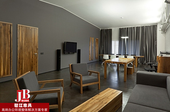 碧江辦公家具網(wǎng)給廣電集團(tuán)一站式配置的高端辦公家具空間