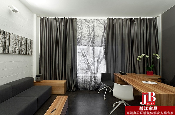 碧江辦公家具網(wǎng)給廣電集團(tuán)一站式配置的高端辦公家具空間