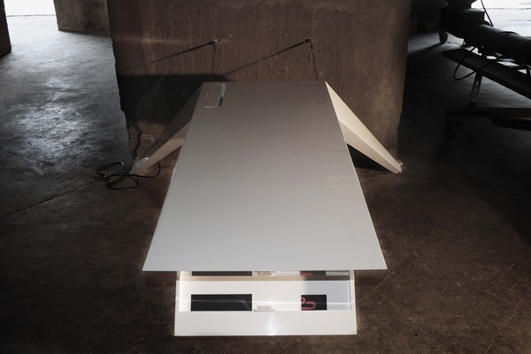 上海碧江辦公家具專注于未來辦公家具定制