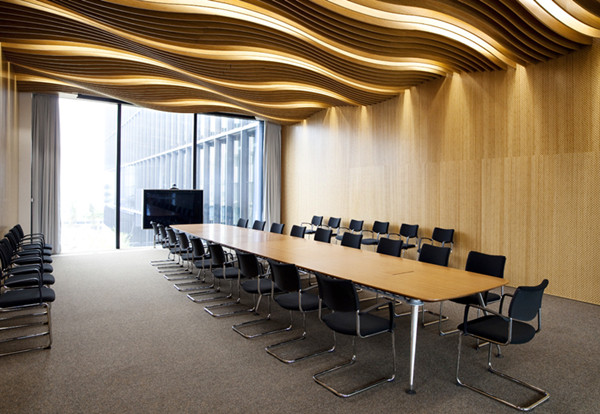 碧江辦公家具為羅氏制藥大會議室配置的辦公家具