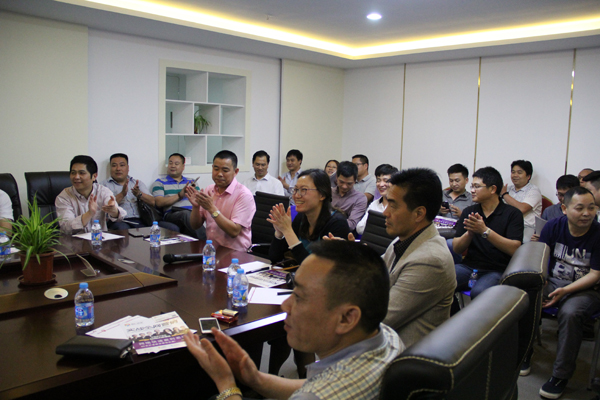 上海碧江辦公家具廠舉辦玉山同鄉(xiāng)交流會