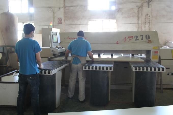 碧江大型木料切割機 碧江大型木料切割機