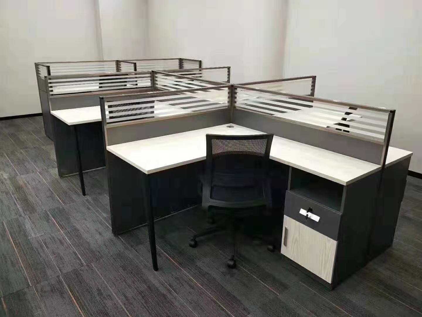 辦公桌屏風(fēng)隔斷廠家 辦公桌屏風(fēng)隔斷廠家