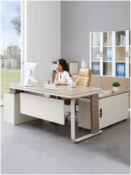 哪里買辦公桌 哪里買辦公桌